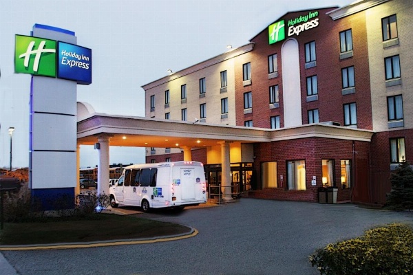 Holiday Inn Express Kennedy Airport image 1